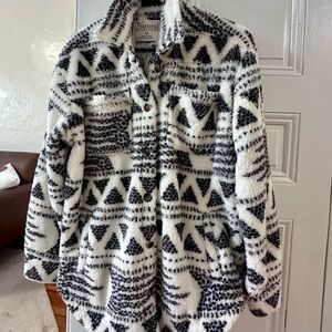 NWT Black and White Patterned Women's Sherpa Jacket